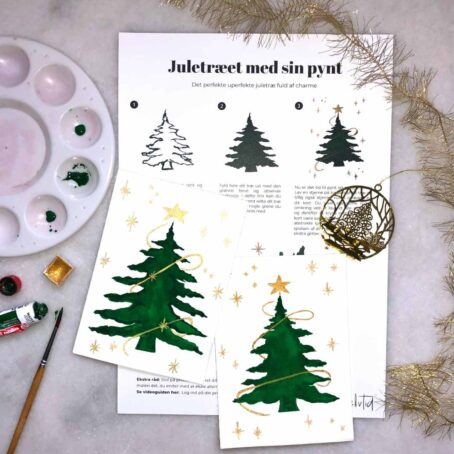 mal et abstrakt juletrĂŠ med selvtids julekort boks