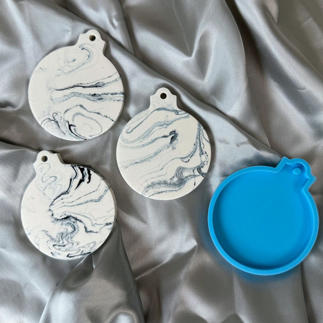 2 x Pyntekugle ophæng - støbeforme