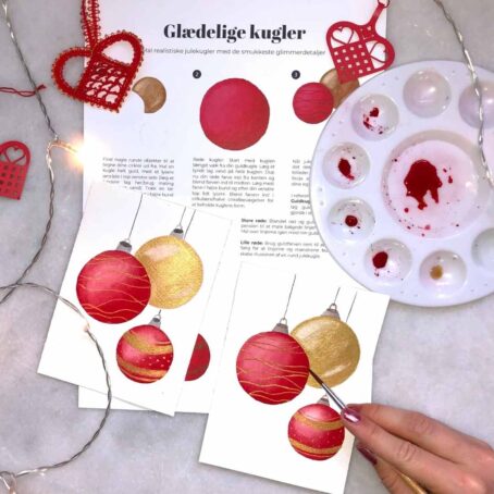 mal julekugler med selvtids julekort boks