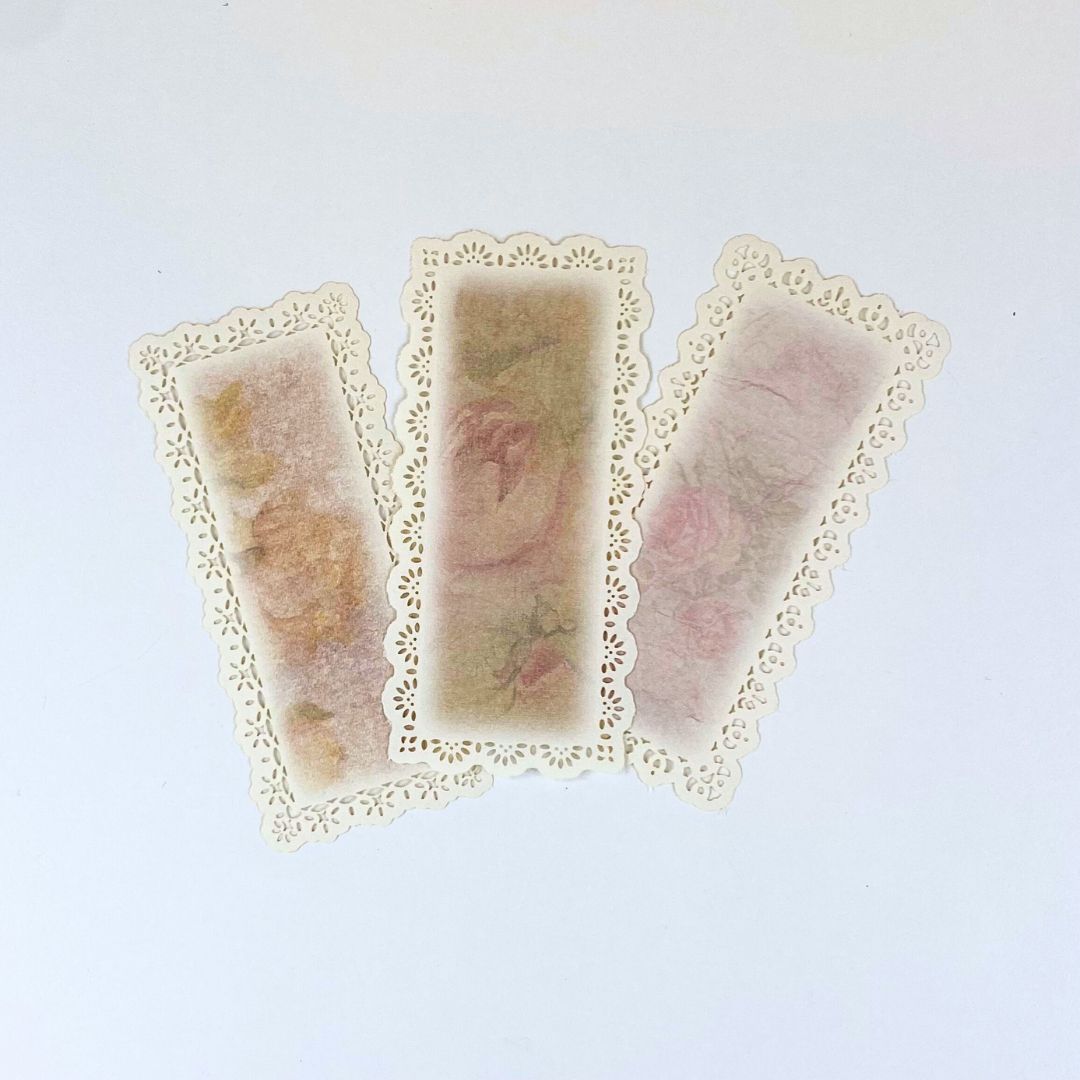 Blomsterpapir med blondekant