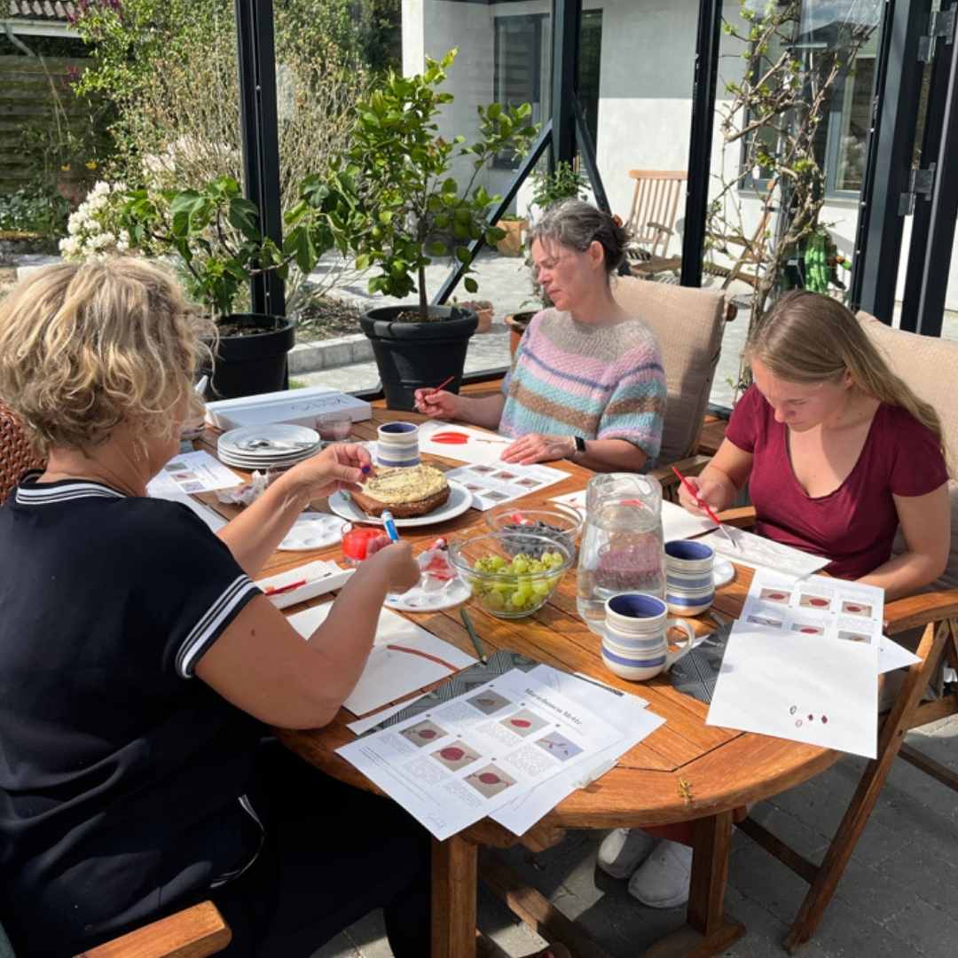 Fællesmale boks, Mariehønen Mette